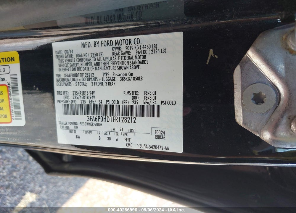 2015 FORD FUSION SE VIN: 3FA6P0HD1FR128212