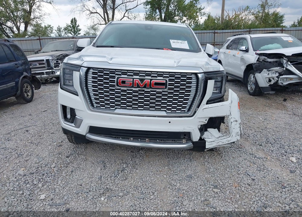 2022 GMC YUKON 4WD DENALI VIN: 1GKS2DKL9NR155199