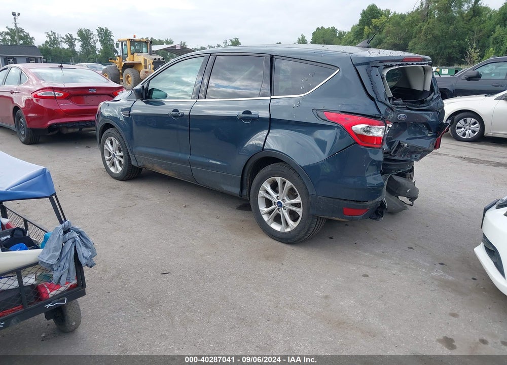 2019 FORD ESCAPE SE VIN: 1FMCU9GD9KUC23031