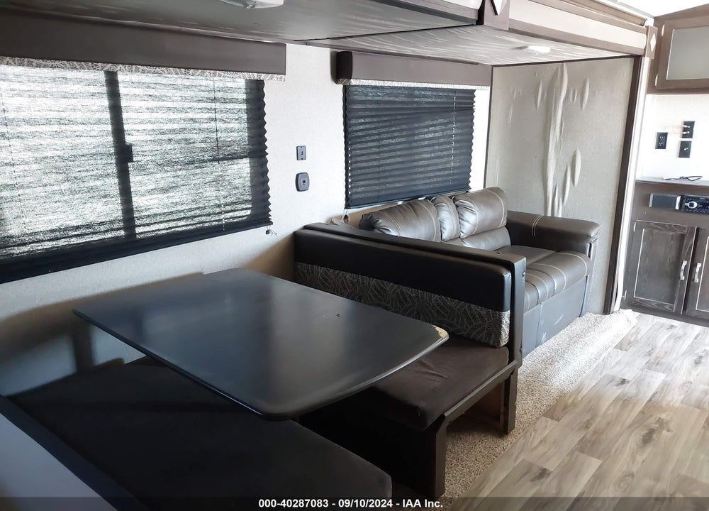 2019 KEYSTONE SPRINGDALE SG303BH VIN: 4YDT30320K3106013