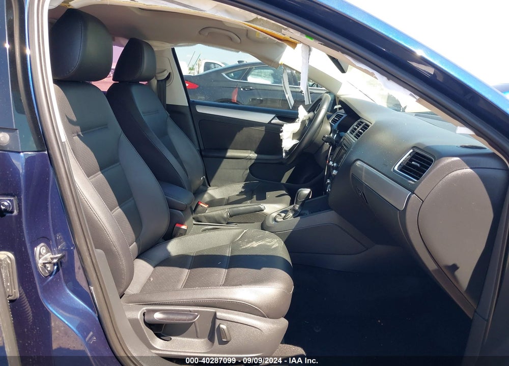 2013 VOLKSWAGEN JETTA 2.5L SE VIN: 3VWDX7AJ1DM278466