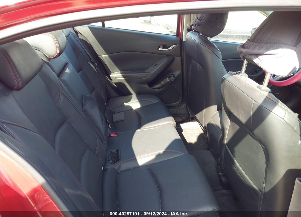 2015 MAZDA 3 S TOURING VIN: JM1BM1V38F1236680