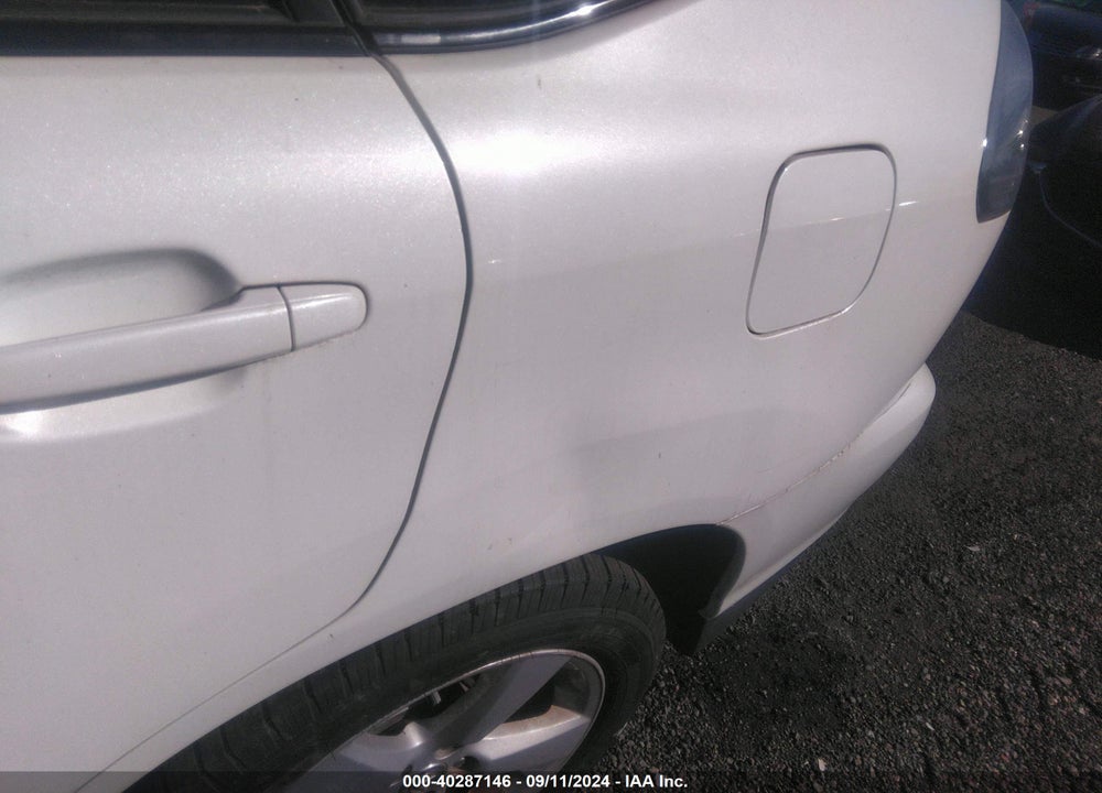 2007 LEXUS RX 350 VIN: 2T2HK31U27C003932