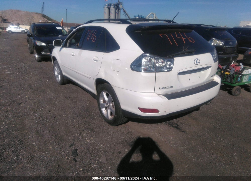 2007 LEXUS RX 350 VIN: 2T2HK31U27C003932