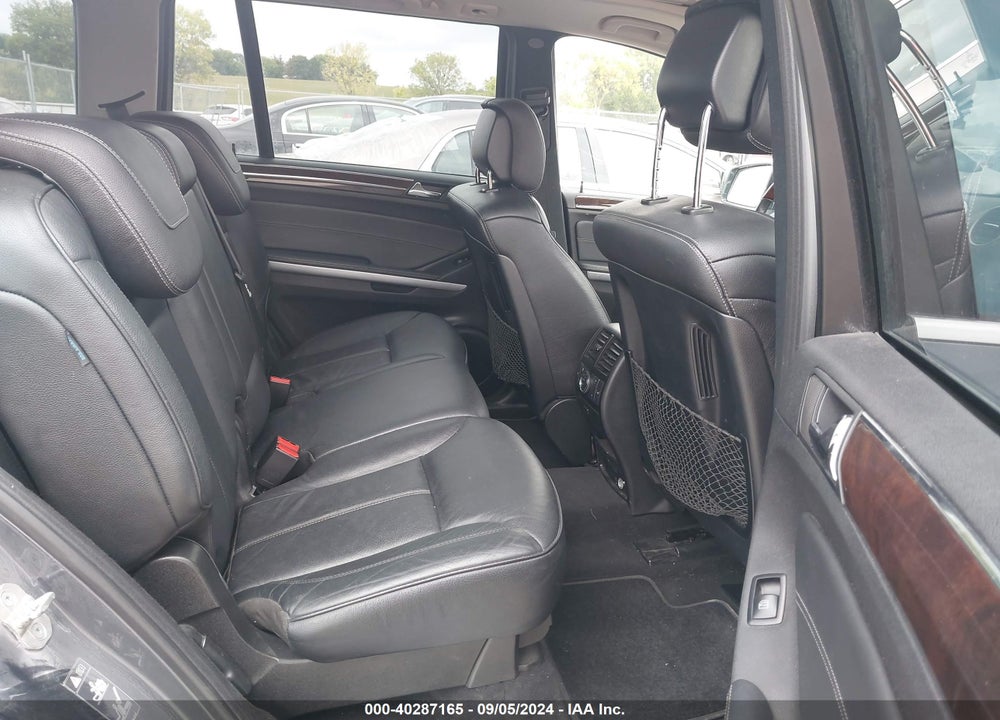 2011 MERCEDES-BENZ GL 550 4MATIC VIN: 4JGBF8GE3BA728556