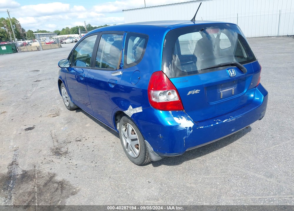 2008 HONDA FIT VIN: JHMGD37468S008437