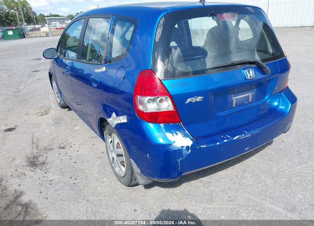 2008 HONDA FIT VIN: JHMGD37468S008437
