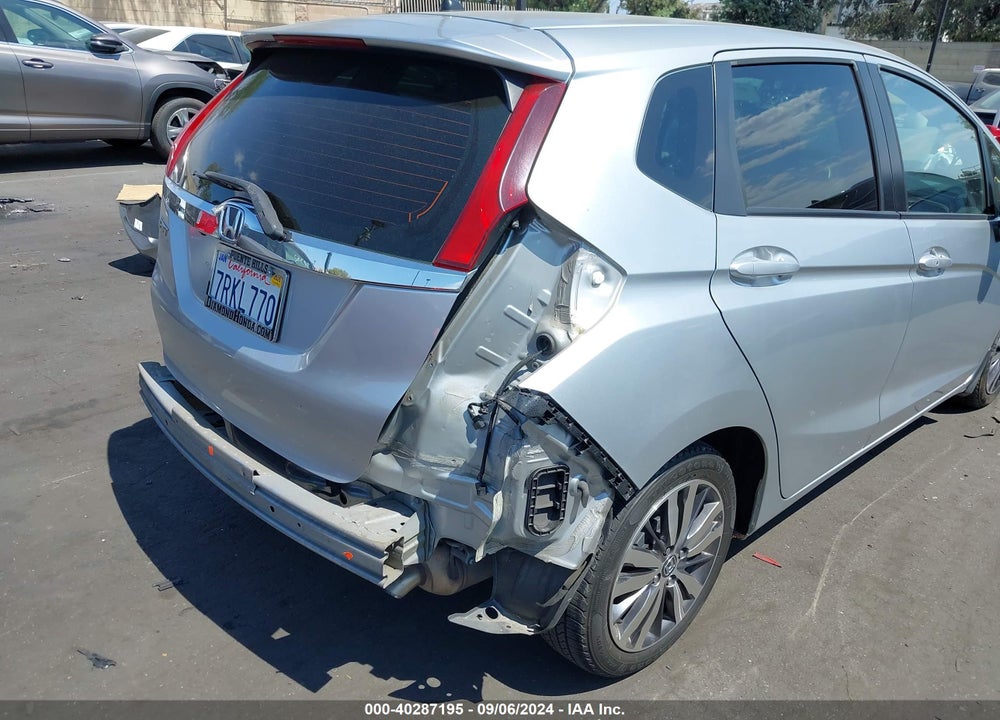 2016 HONDA FIT EX VIN: JHMGK5H74GX005564