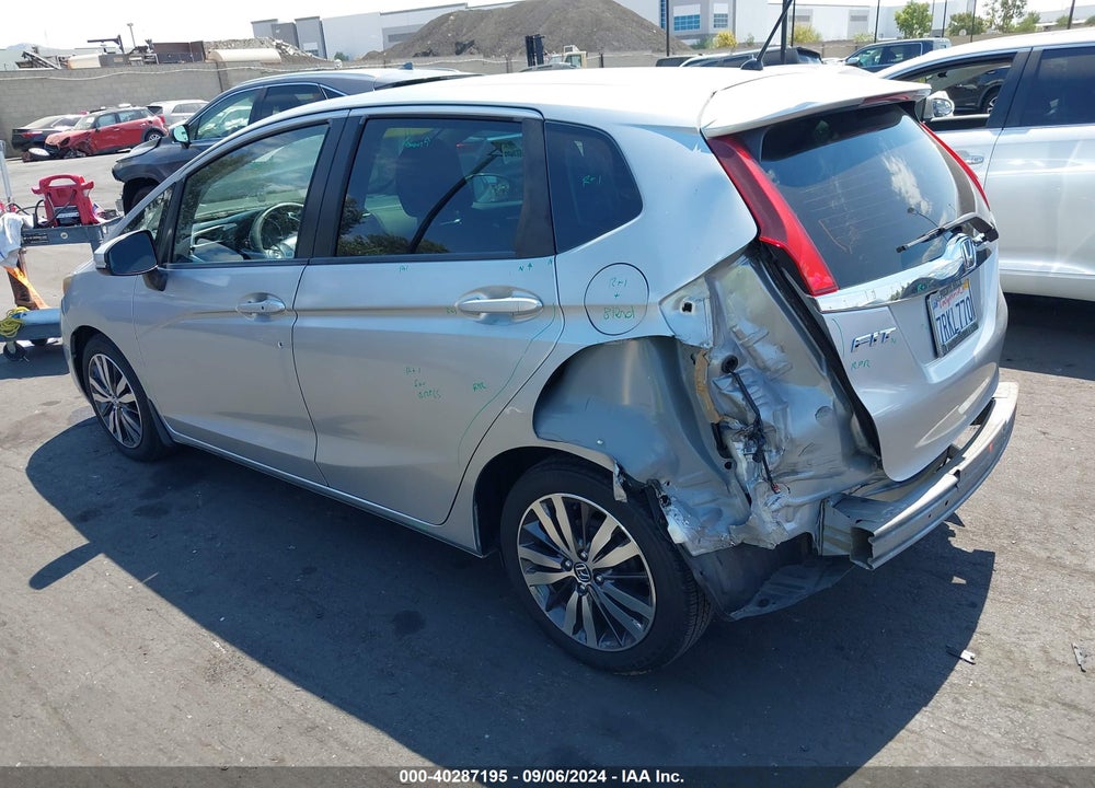2016 HONDA FIT EX VIN: JHMGK5H74GX005564