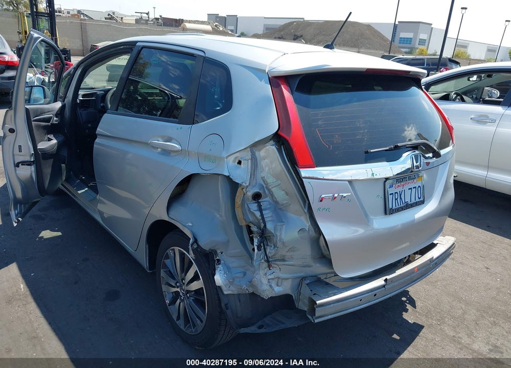 2016 HONDA FIT EX VIN: JHMGK5H74GX005564