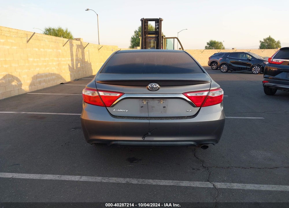 2017 TOYOTA CAMRY SE VIN: 4T1BF1FK5HU735644