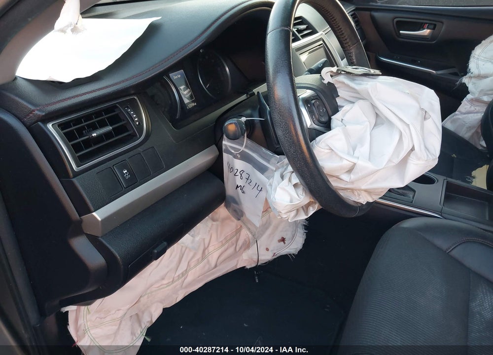 2017 TOYOTA CAMRY SE VIN: 4T1BF1FK5HU735644