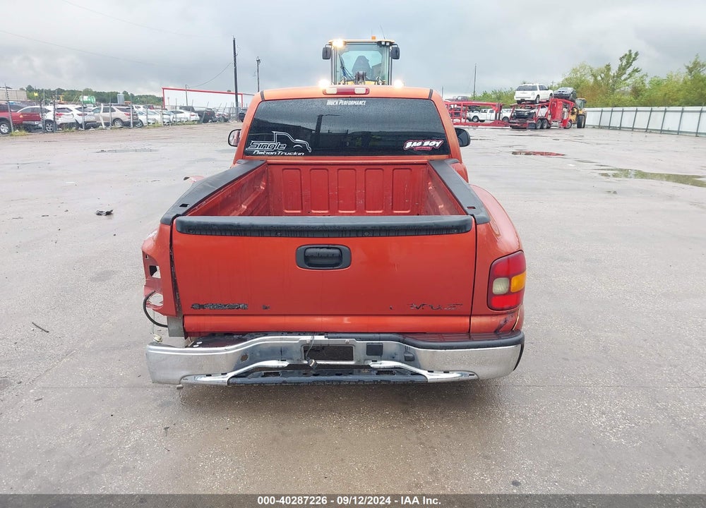 2001 CHEVROLET SILVERADO 1500 LS VIN: 1GCEC14VX1Z130065