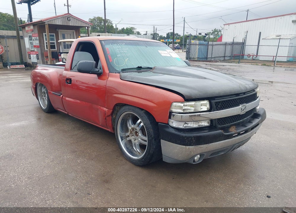 2001 CHEVROLET SILVERADO 1500 LS VIN: 1GCEC14VX1Z130065