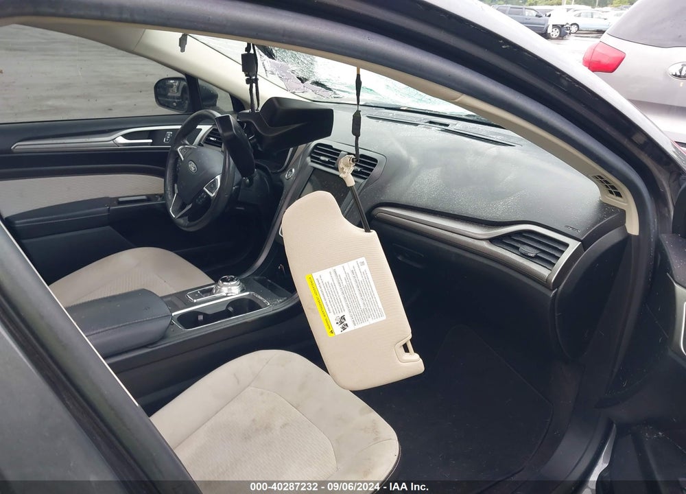 2019 FORD FUSION SE VIN: 3FA6P0HD7KR248428