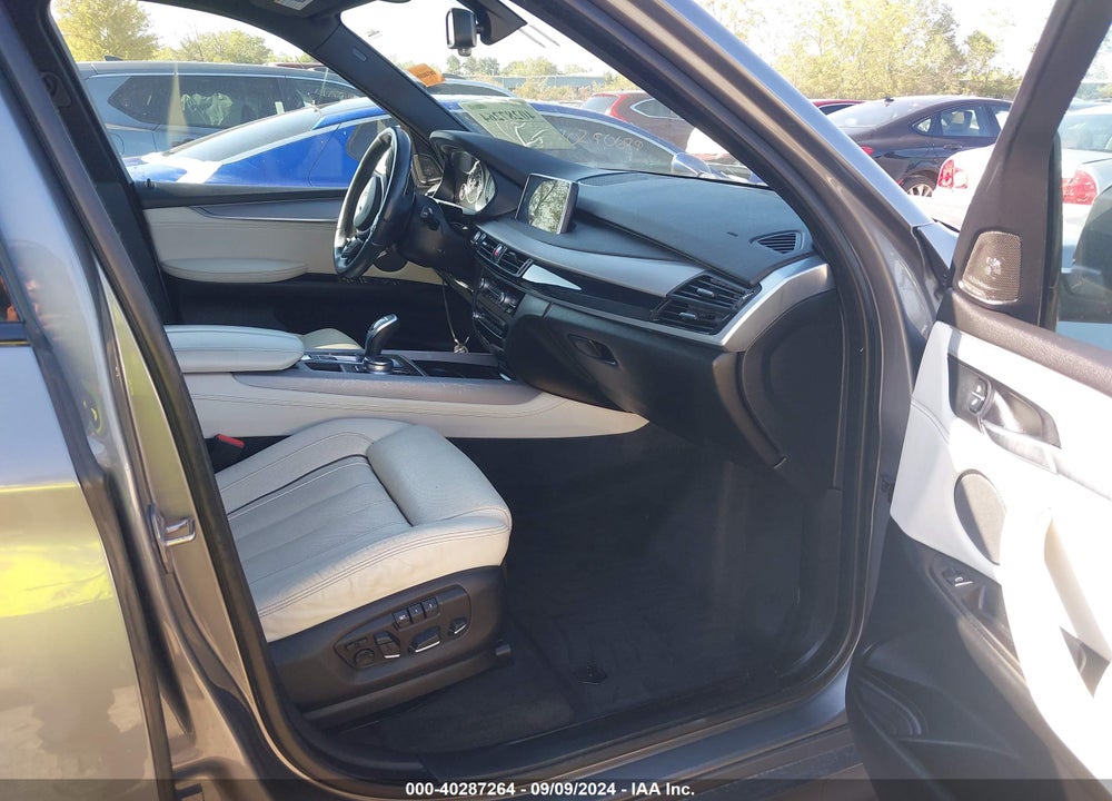 2017 BMW X5 XDRIVE35I VIN: 5UXKR0C54H0V49846