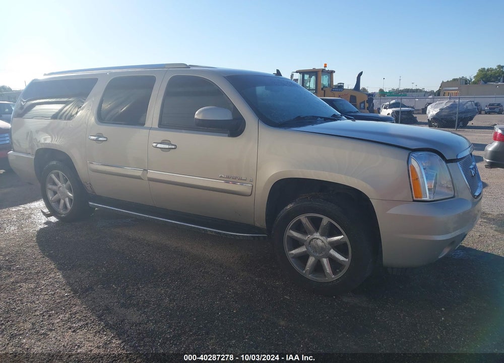 2007 GMC YUKON XL 1500 DENALI VIN: 1GKFK66877J307484