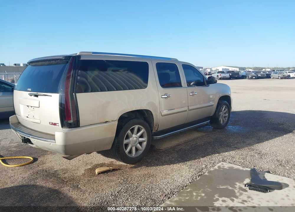 2007 GMC YUKON XL 1500 DENALI VIN: 1GKFK66877J307484