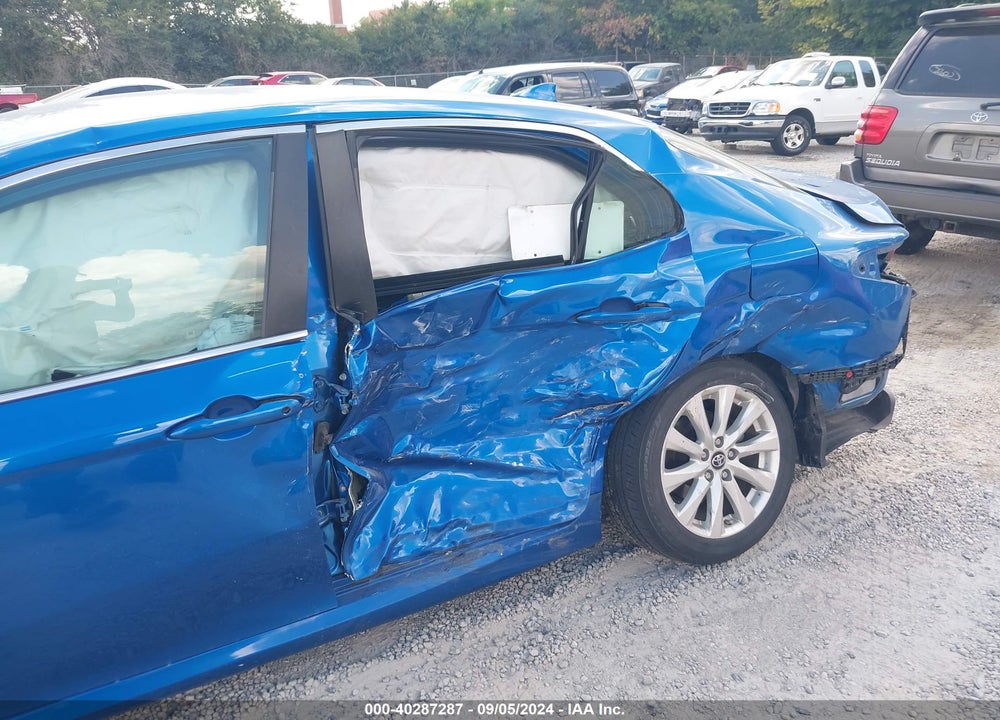 2019 TOYOTA CAMRY LE VIN: 4T1B11HK9KU275407