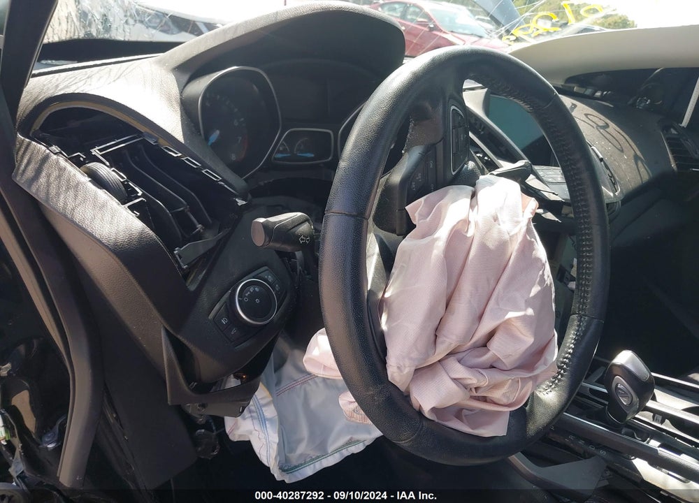 2019 FORD ESCAPE VIN: 1FMCU9HD5KUA01097