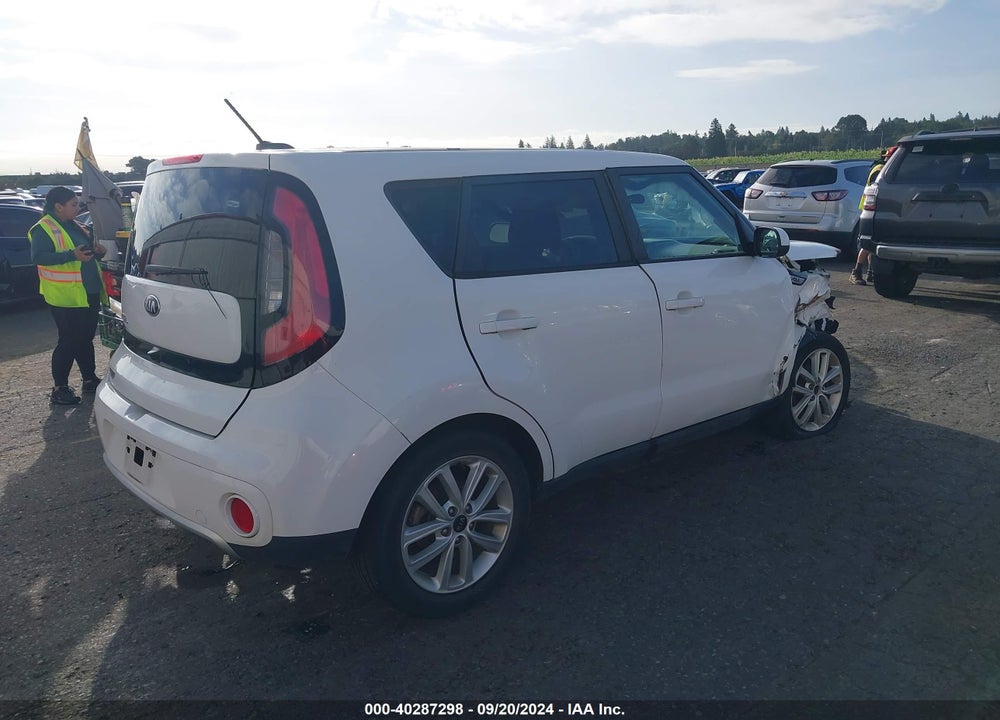 2018 KIA SOUL VIN: KNDJP3A54J7540021