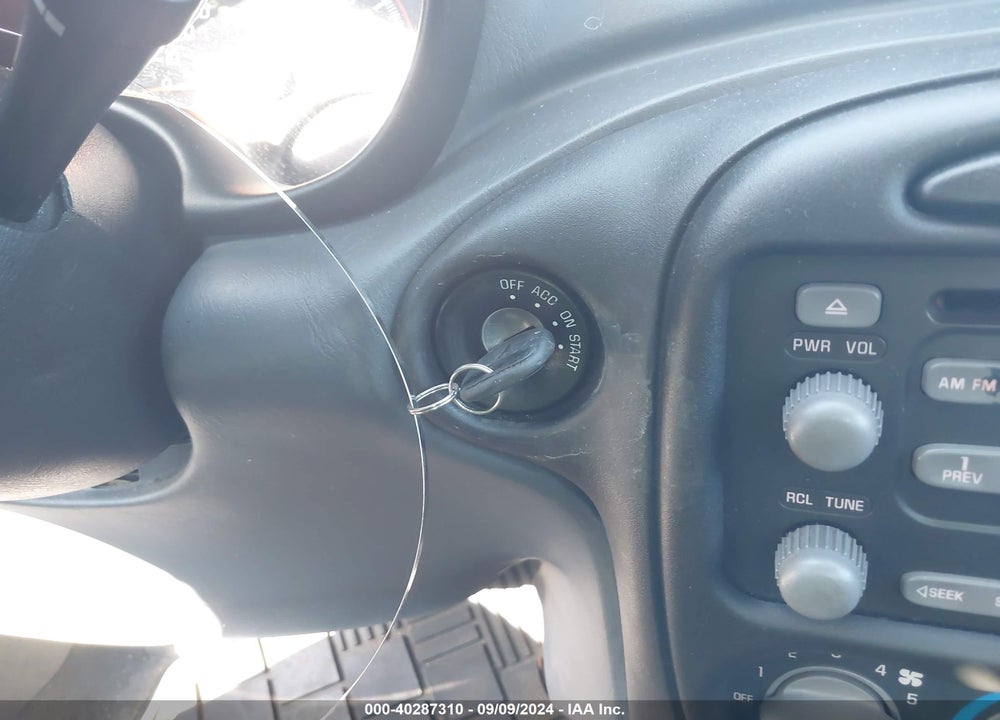 2004 PONTIAC GRAND AM SE VIN: 1G2NE52F84M648663