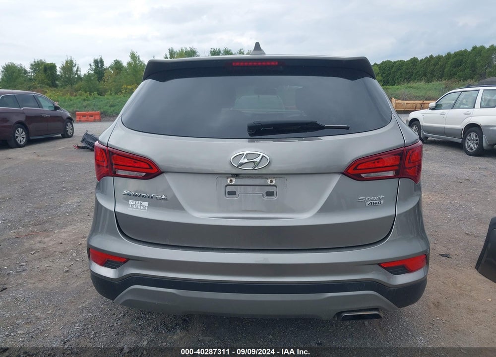 2017 HYUNDAI SANTA FE SPORT 2.4L VIN: 5NMZTDLB5HH043439