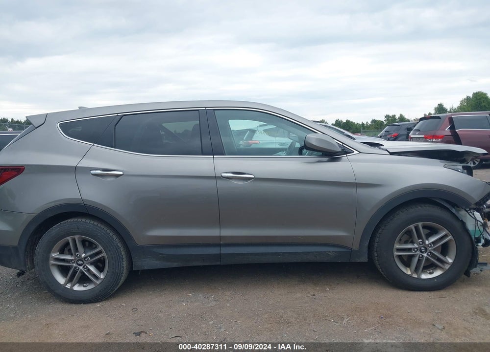 2017 HYUNDAI SANTA FE SPORT 2.4L VIN: 5NMZTDLB5HH043439