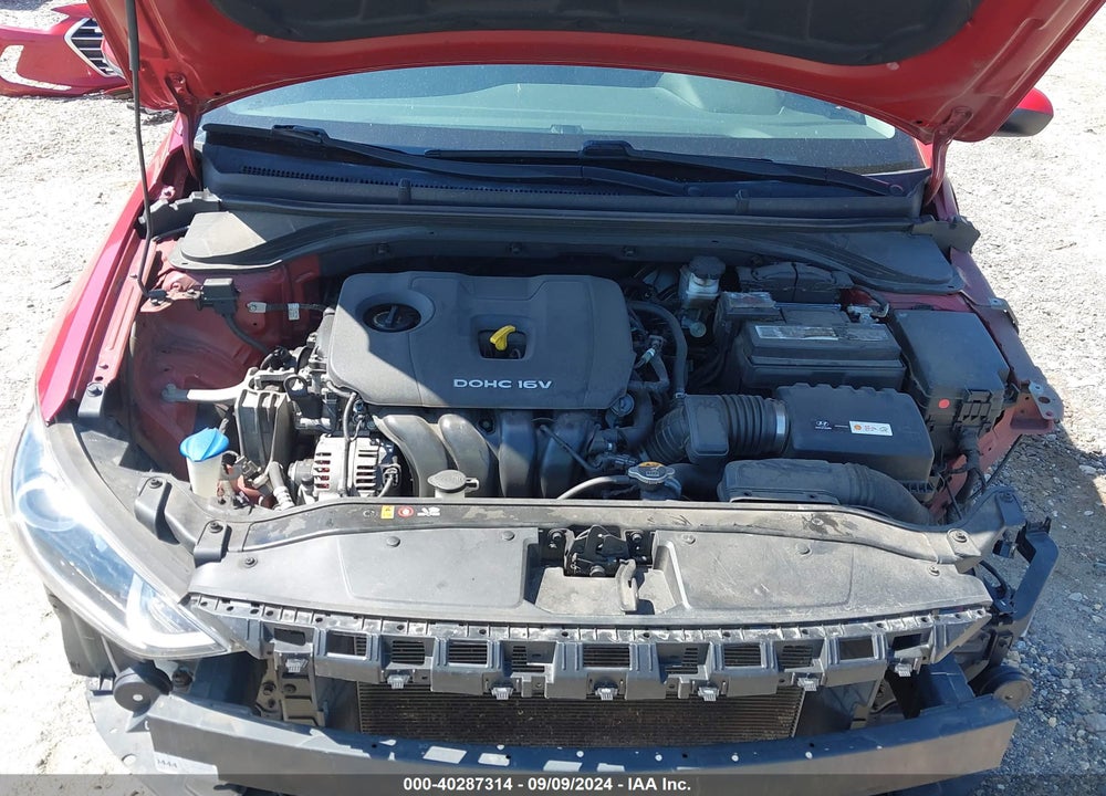 2017 HYUNDAI ELANTRA SE VIN: 5NPD84LF5HH086051
