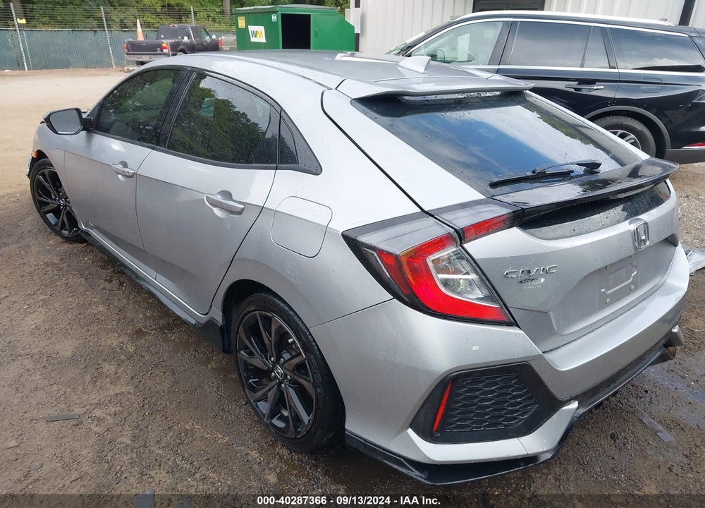 2018 HONDA CIVIC SPORT TOURING VIN: SHHFK7H99JU219704