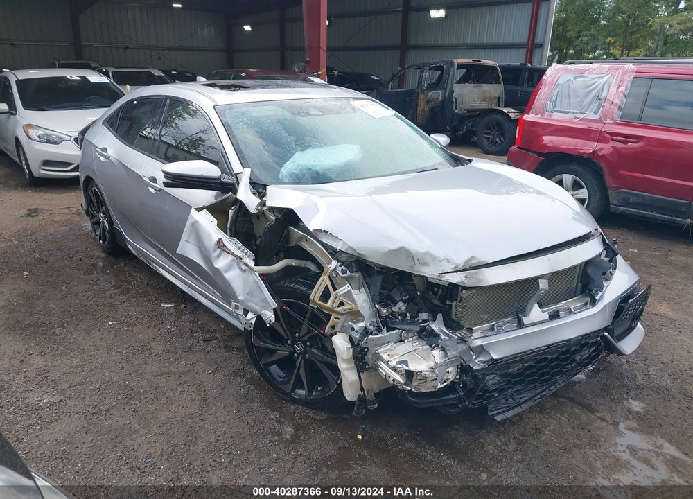 2018 HONDA CIVIC SPORT TOURING VIN: SHHFK7H99JU219704