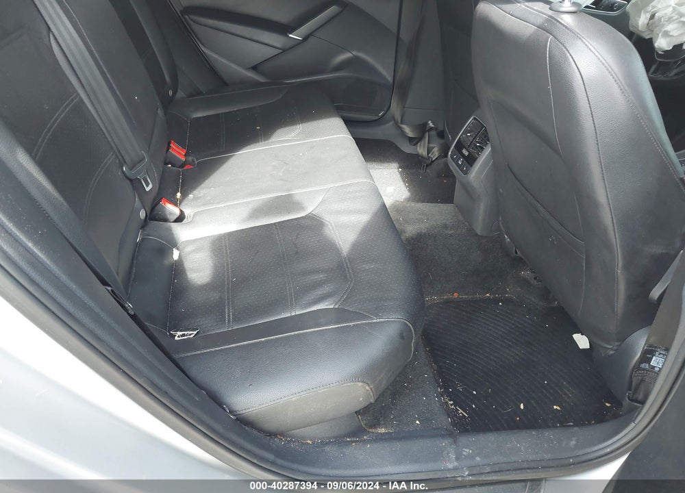 2017 VOLKSWAGEN PASSAT 1.8T SE VIN: 1VWGT7A30HC009621
