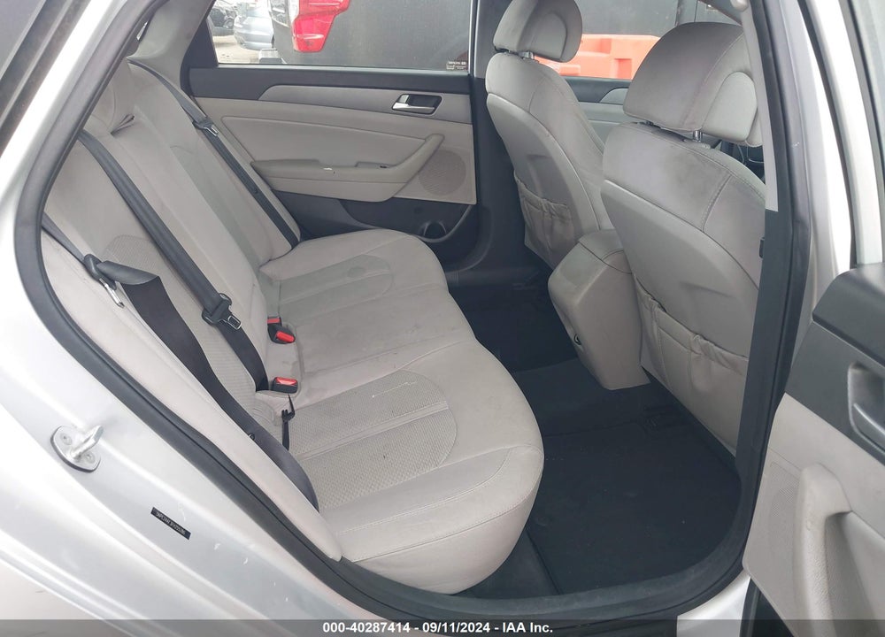 2015 HYUNDAI SONATA SE VIN: 5NPE24AF3FH255280