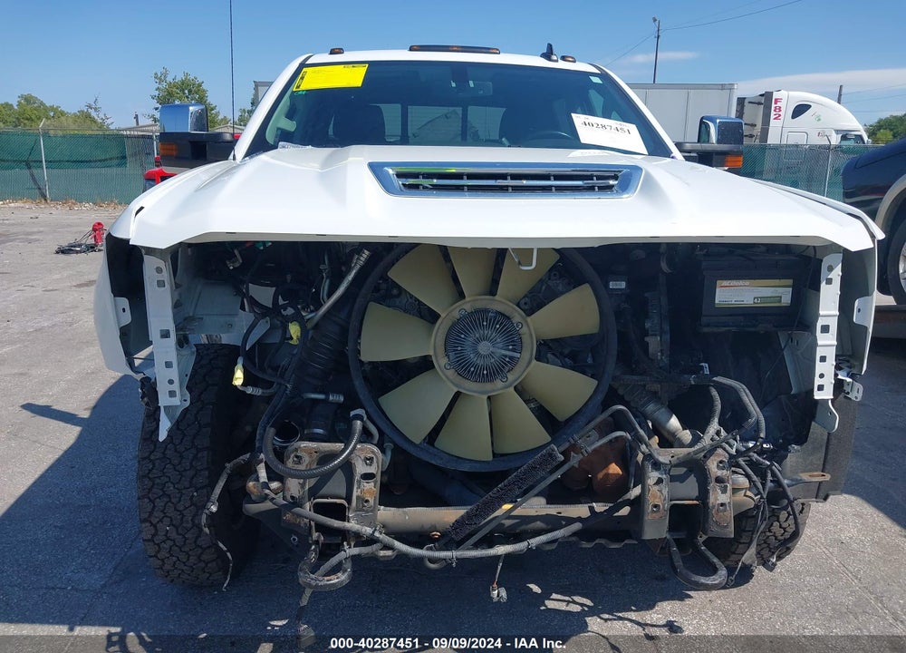 2018 CHEVROLET SILVERADO 3500HD LTZ VIN: 1GC4K0CY0JF191799