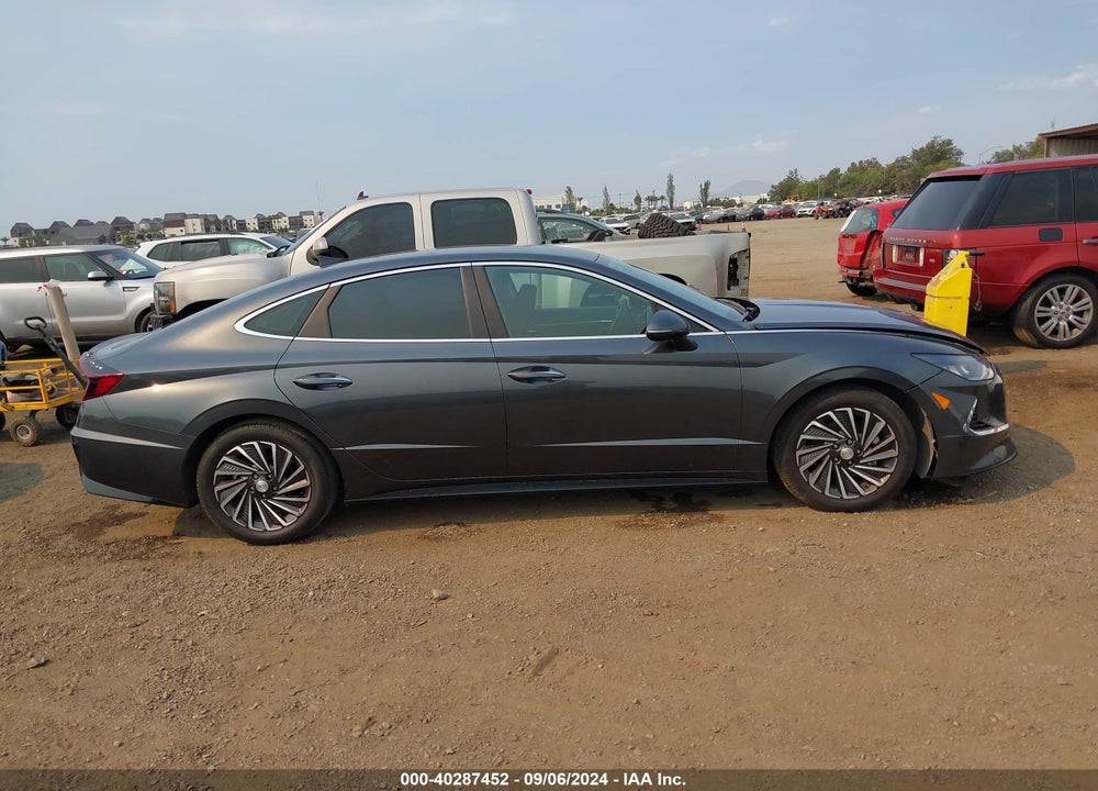 2023 HYUNDAI SONATA HYBRID SEL VIN: KMHL34JJ1PA055351