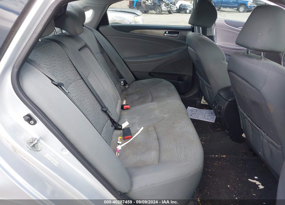 2011 HYUNDAI SONATA HYBRID VIN: KMHEC4A48BA001217