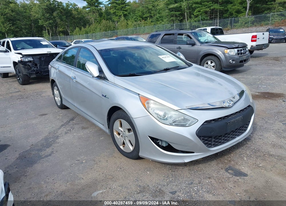 2011 HYUNDAI SONATA HYBRID VIN: KMHEC4A48BA001217