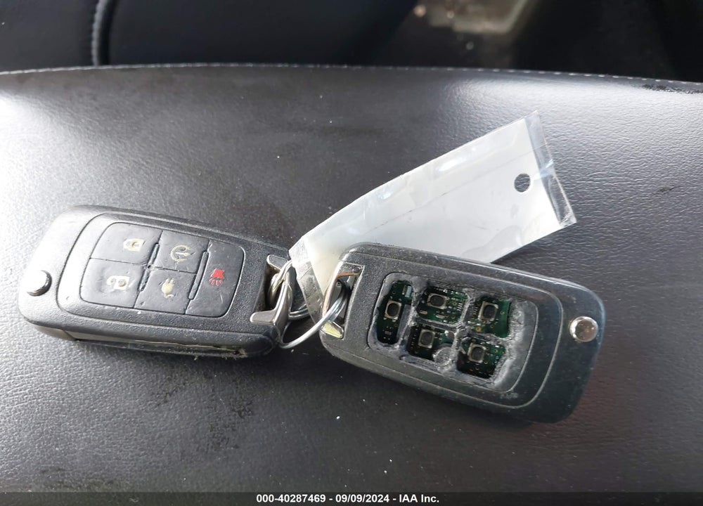 2011 CHEVROLET VOLT VIN: 1G1RD6E47BU102684