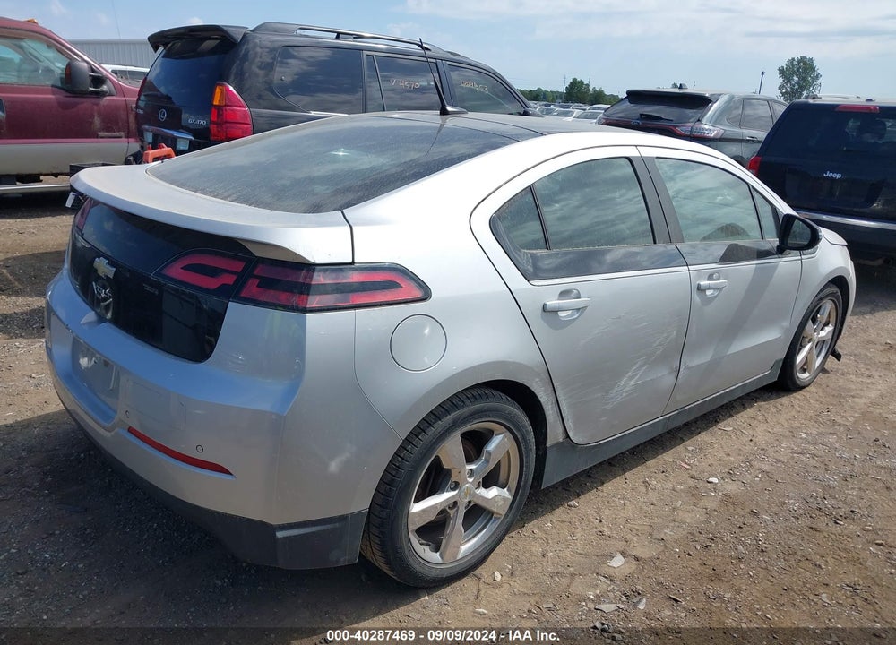 2011 CHEVROLET VOLT VIN: 1G1RD6E47BU102684