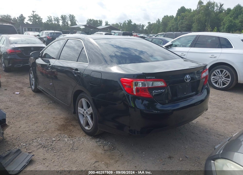 2012 TOYOTA CAMRY SE VIN: 4T1BF1FK8CU097673