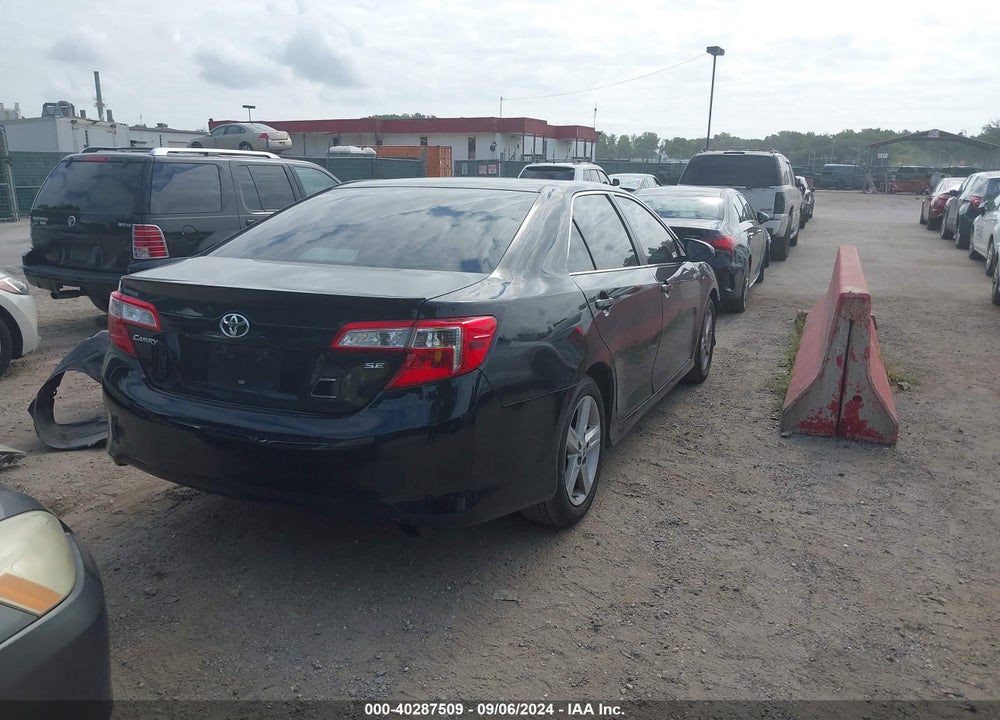 2012 TOYOTA CAMRY SE VIN: 4T1BF1FK8CU097673