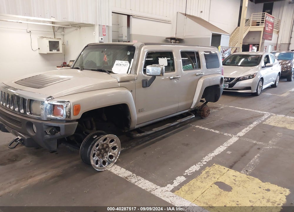 2007 HUMMER H3 SUV VIN: 5GTDN13E678219498
