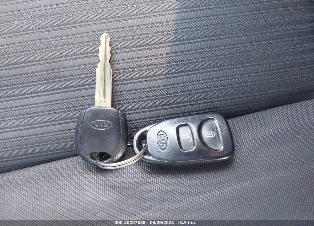 2009 KIA SPORTAGE LX V6 VIN: KNDJE723397629827