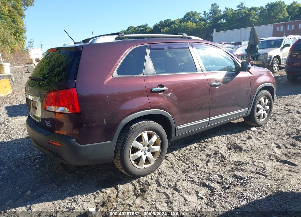 2012 KIA SORENTO LX VIN: 5XYKT3A69CG277247