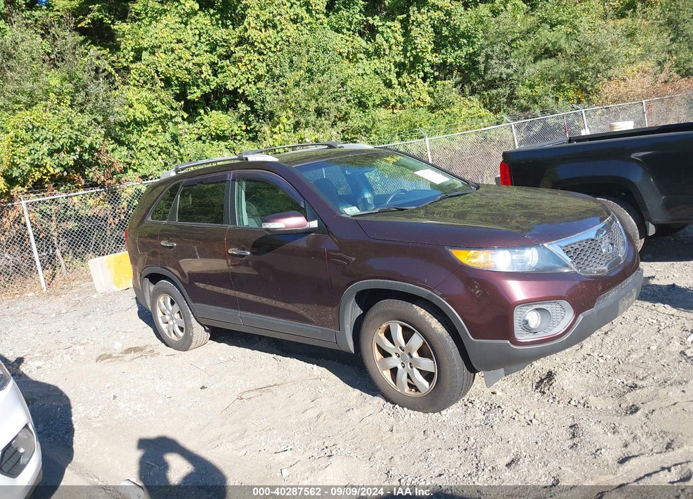 2012 KIA SORENTO LX VIN: 5XYKT3A69CG277247