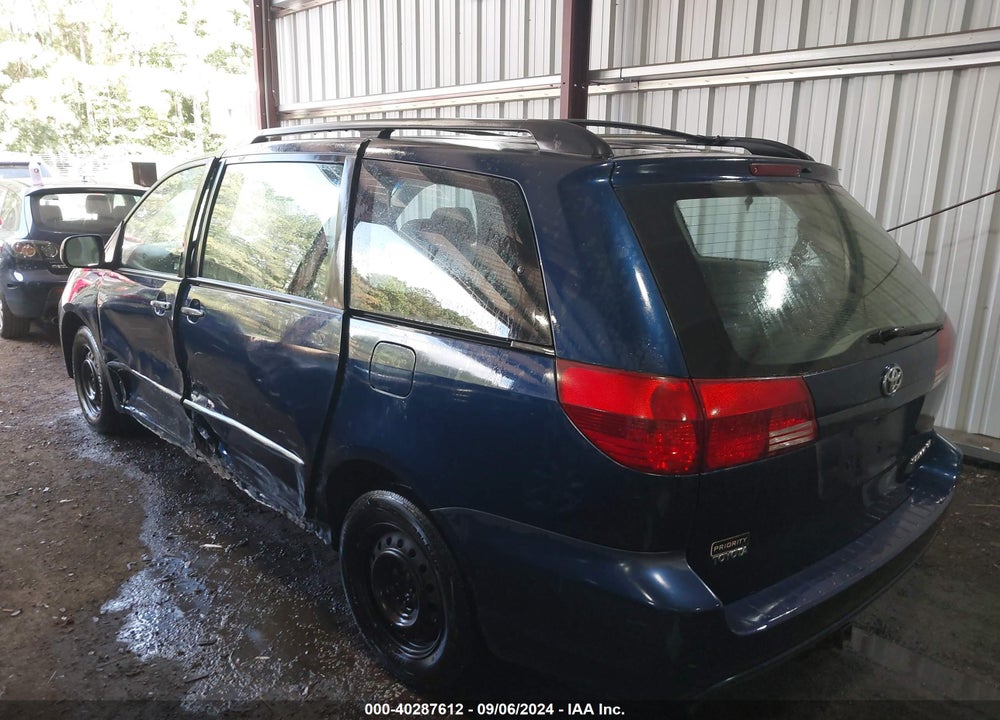 2005 TOYOTA SIENNA VIN: 5TDZA23C05S260327