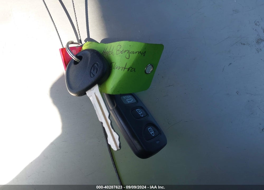 2018 HYUNDAI ELANTRA SE VIN: 5NPD74LF7JH395173