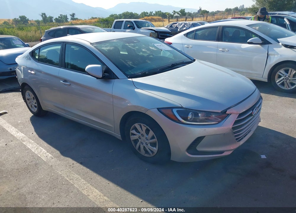 2018 HYUNDAI ELANTRA SE VIN: 5NPD74LF7JH395173