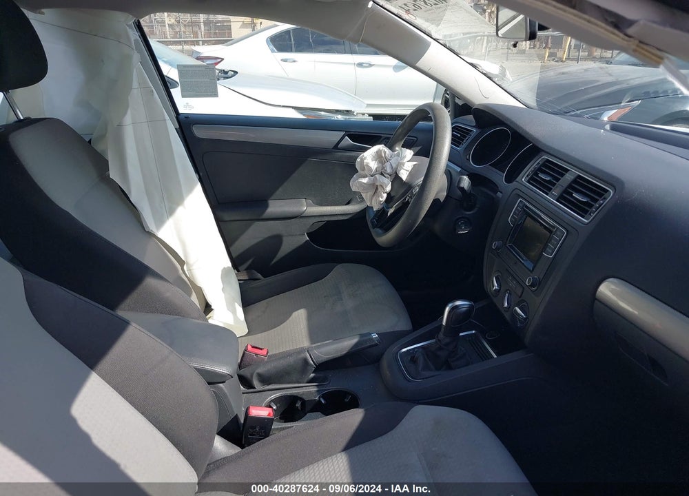 2017 VOLKSWAGEN JETTA 1.4T S VIN: 3VW2B7AJ7HM296191