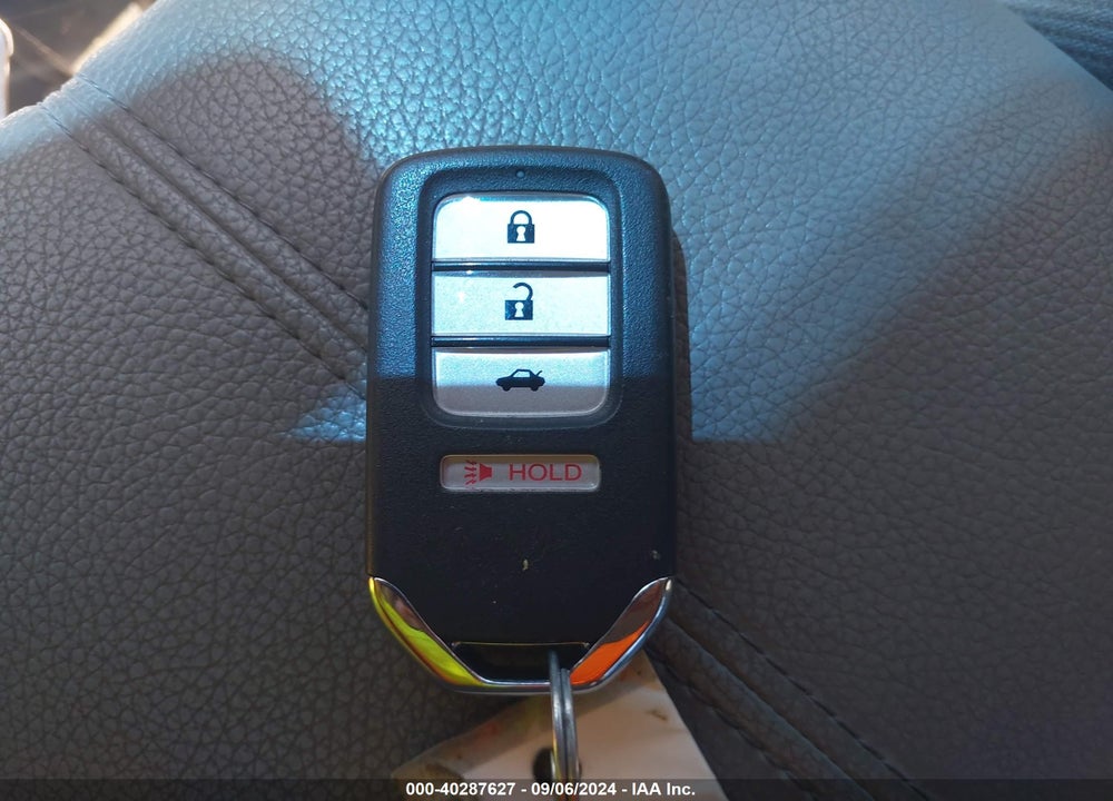 2013 HONDA ACCORD VIN: 1HGCR2F78DA000218